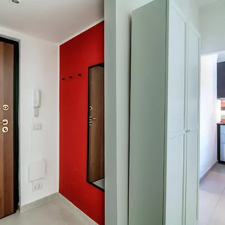 Altido Navigli Studio With Balcony Mediolan